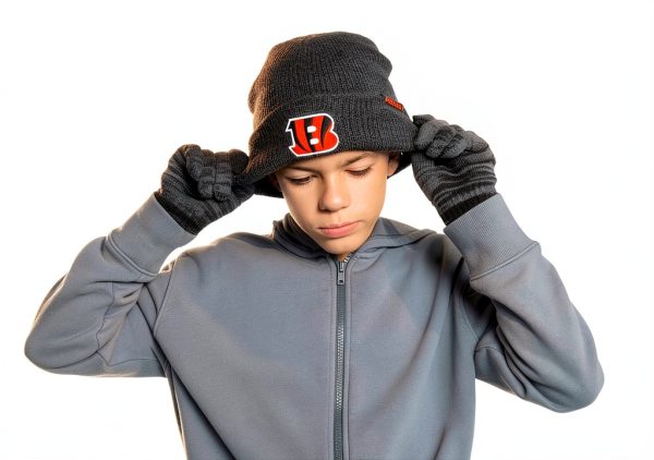 Ultra Game NFL Beanie & Touchscreen Gloves Warm Stretch Fit Gear-4